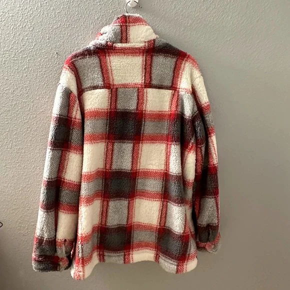 NWT PJ Salvage Women's plush cozy Shacket Size Small/ Medium - Picture 4 of 10